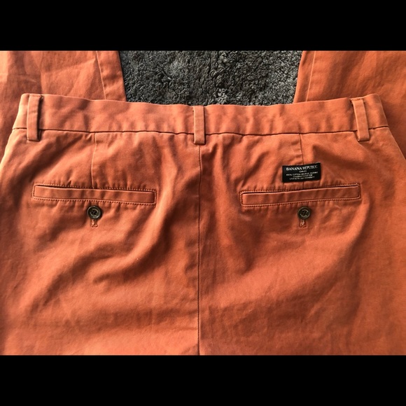 Banana Republic Fulton Chino - Picture 3 of 5